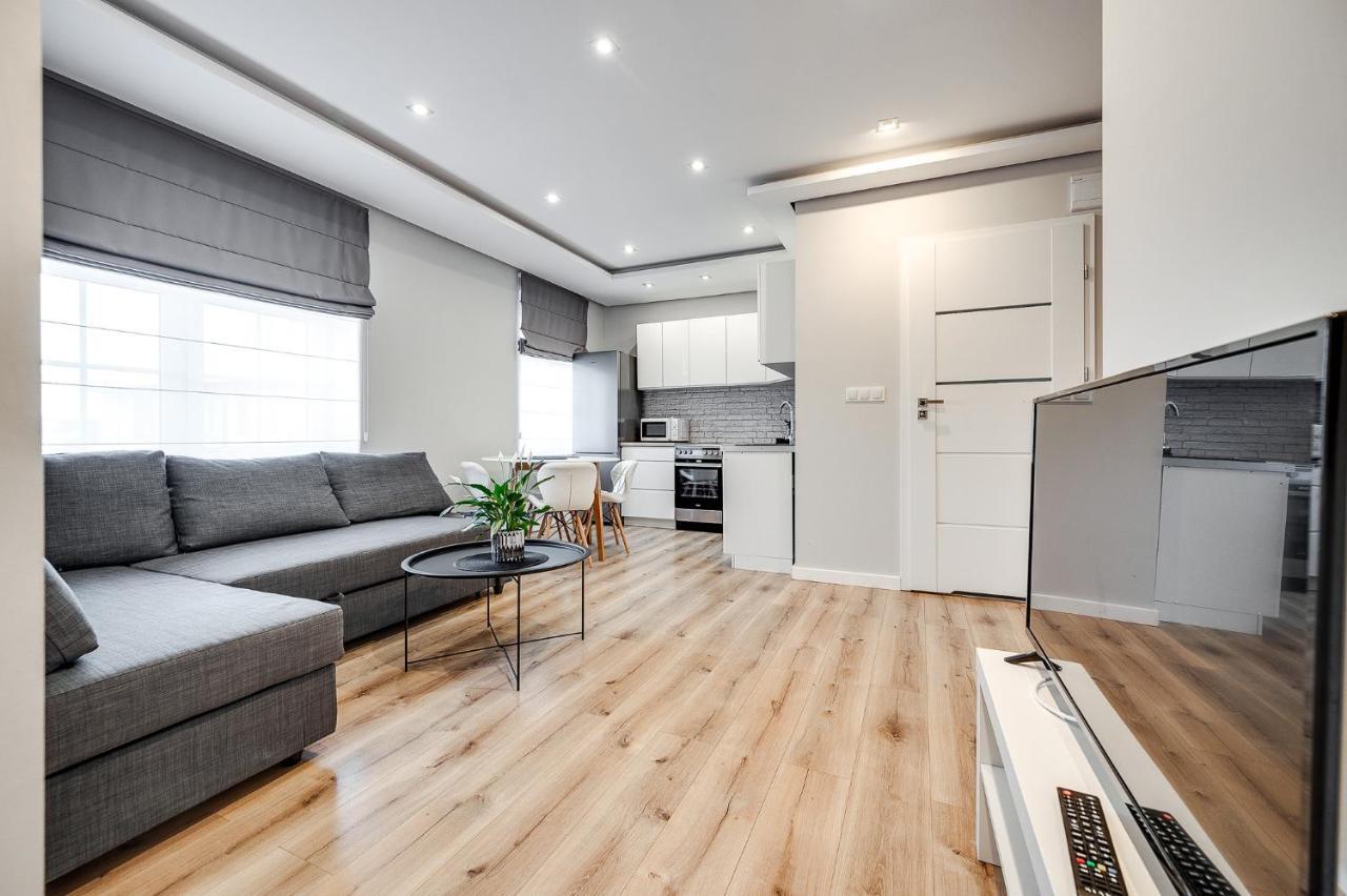 Central Platinum Apartments 31 รืบนิค ภายนอก รูปภาพ